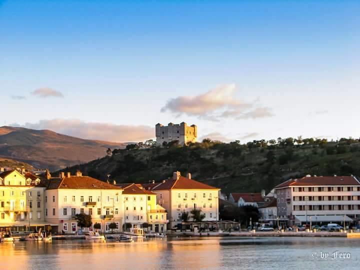 Apartmani Cempres Senj Senj  Zimmer foto